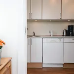 4 Person In Strand-by Traum * バイアス・スタン